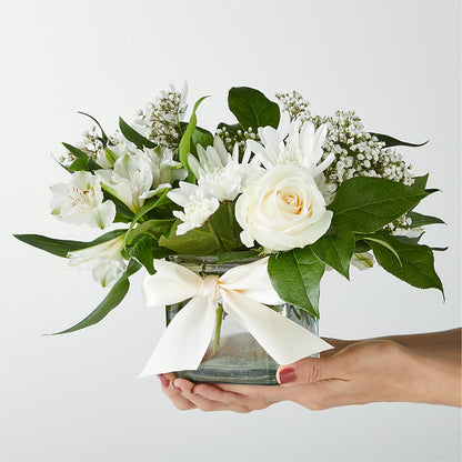 Gracefuls Bouquet – HALL'S GIFT AND TREASURES FLORAL DESIGN, Vicksburg MS