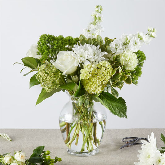 Irish Garden - A Florist Original – HALL'S GIFT AND TREASURES FLORAL DESIGN, Vicksburg MS