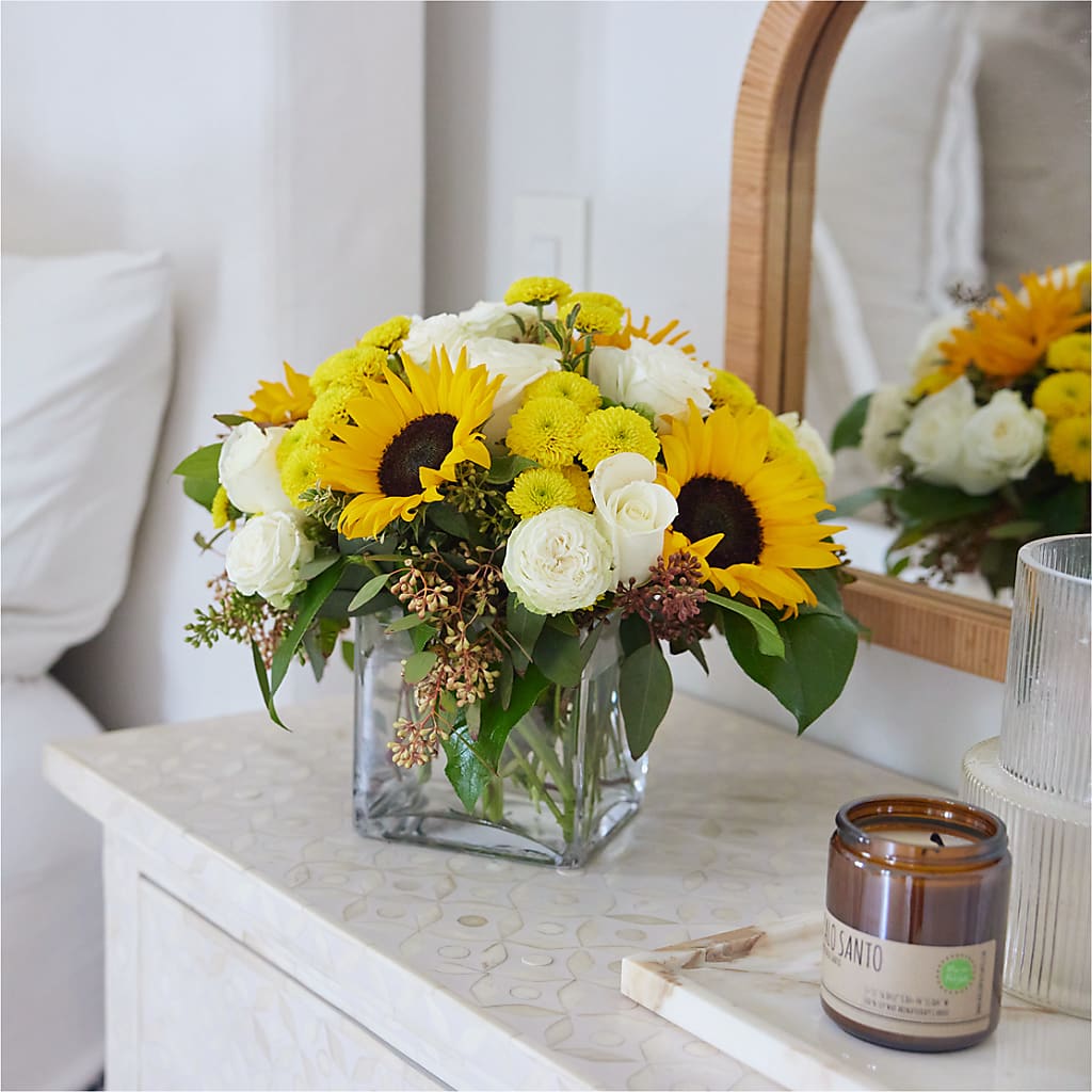 Luminous Morning Bouquet – HALL'S GIFT AND TREASURES FLORAL DESIGN, Vicksburg MS