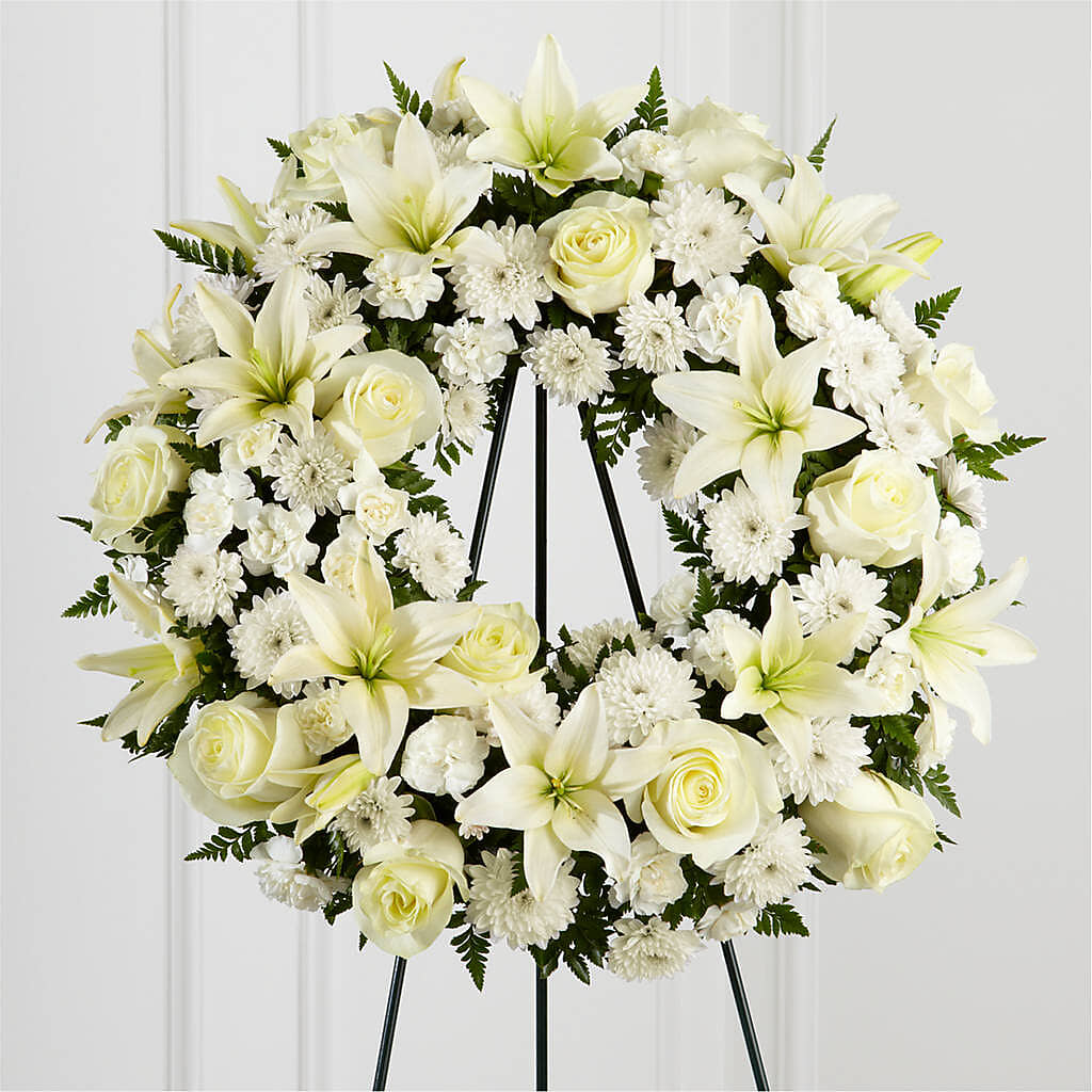 Treasured Tribute Wreath – HALL'S GIFT AND TREASURES FLORAL DESIGN, Vicksburg MS