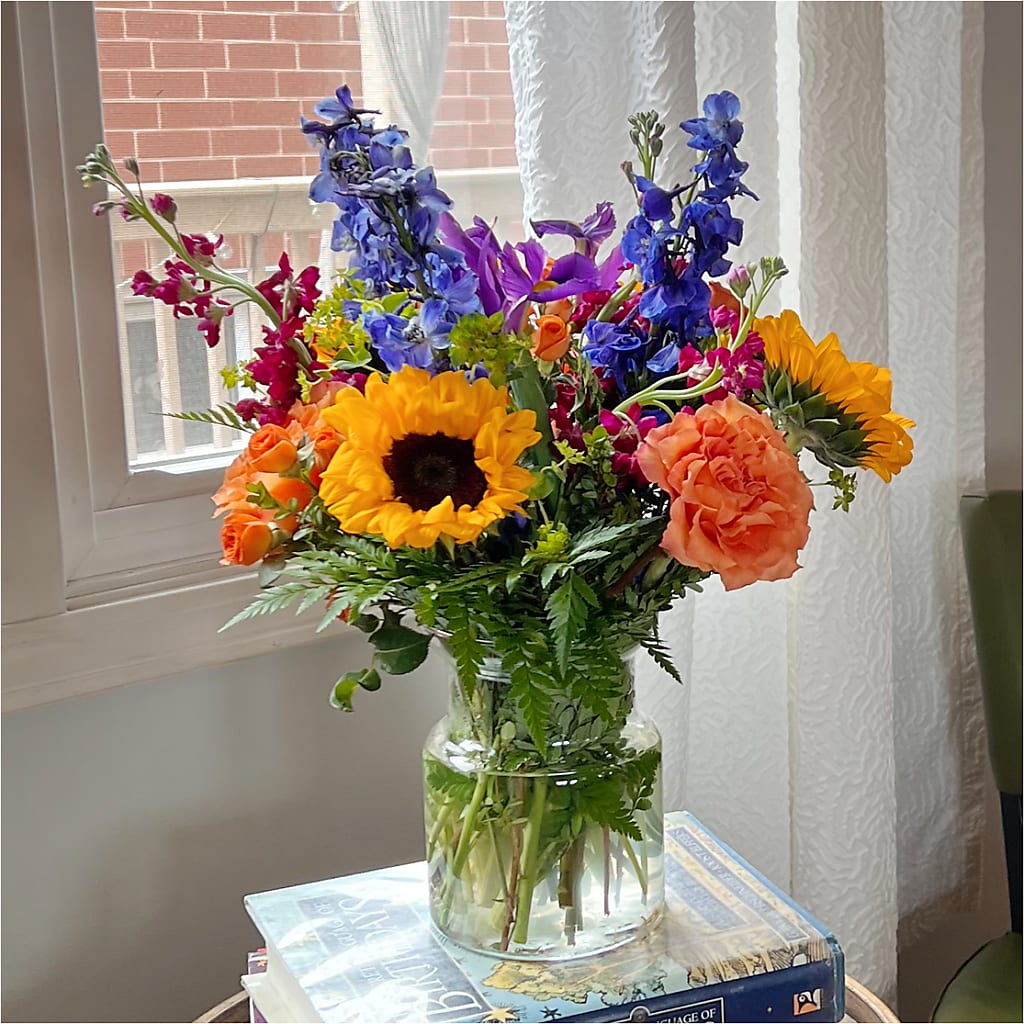 Rays of Life Bouquet – HALL'S GIFT AND TREASURES FLORAL DESIGN, Vicksburg MS