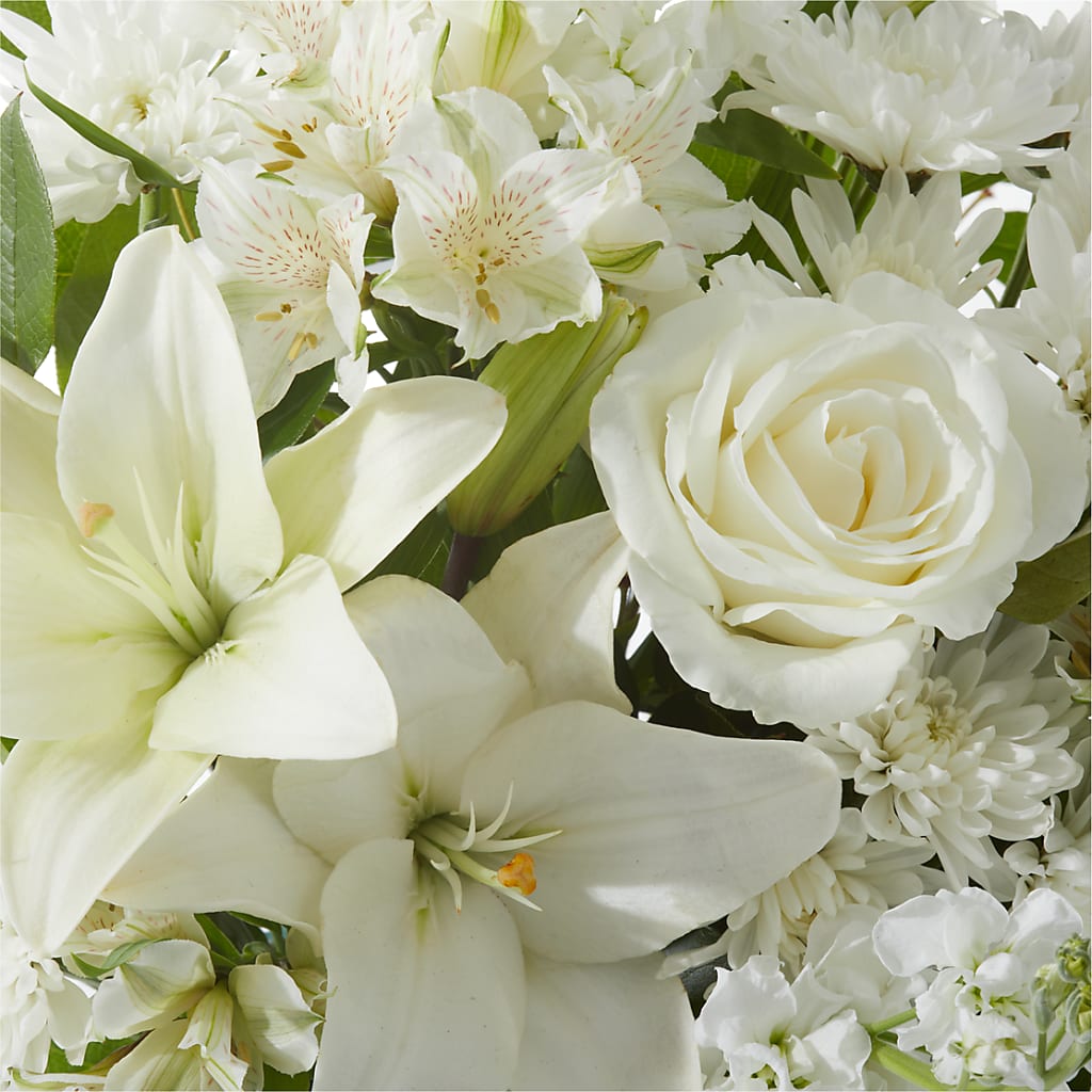 Peaceful Reflections Arrangement – HALL'S GIFT AND TREASURES FLORAL DESIGN, Vicksburg MS