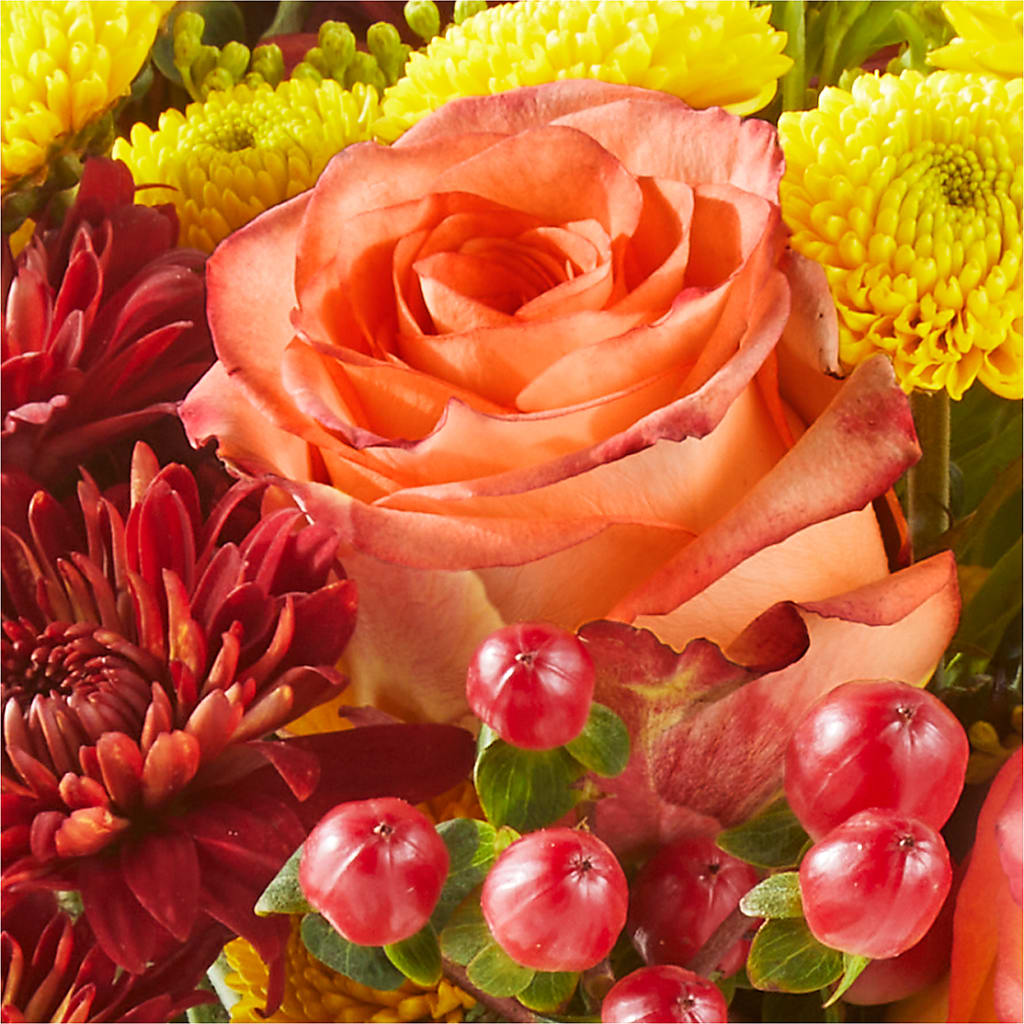 Apple Picking Bouquet – HALL'S GIFT AND TREASURES FLORAL DESIGN, Vicksburg MS