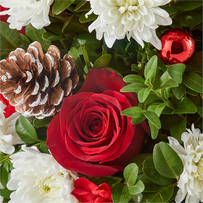 Let It Snow Tree – HALL'S GIFT AND TREASURES FLORAL DESIGN, Vicksburg MS