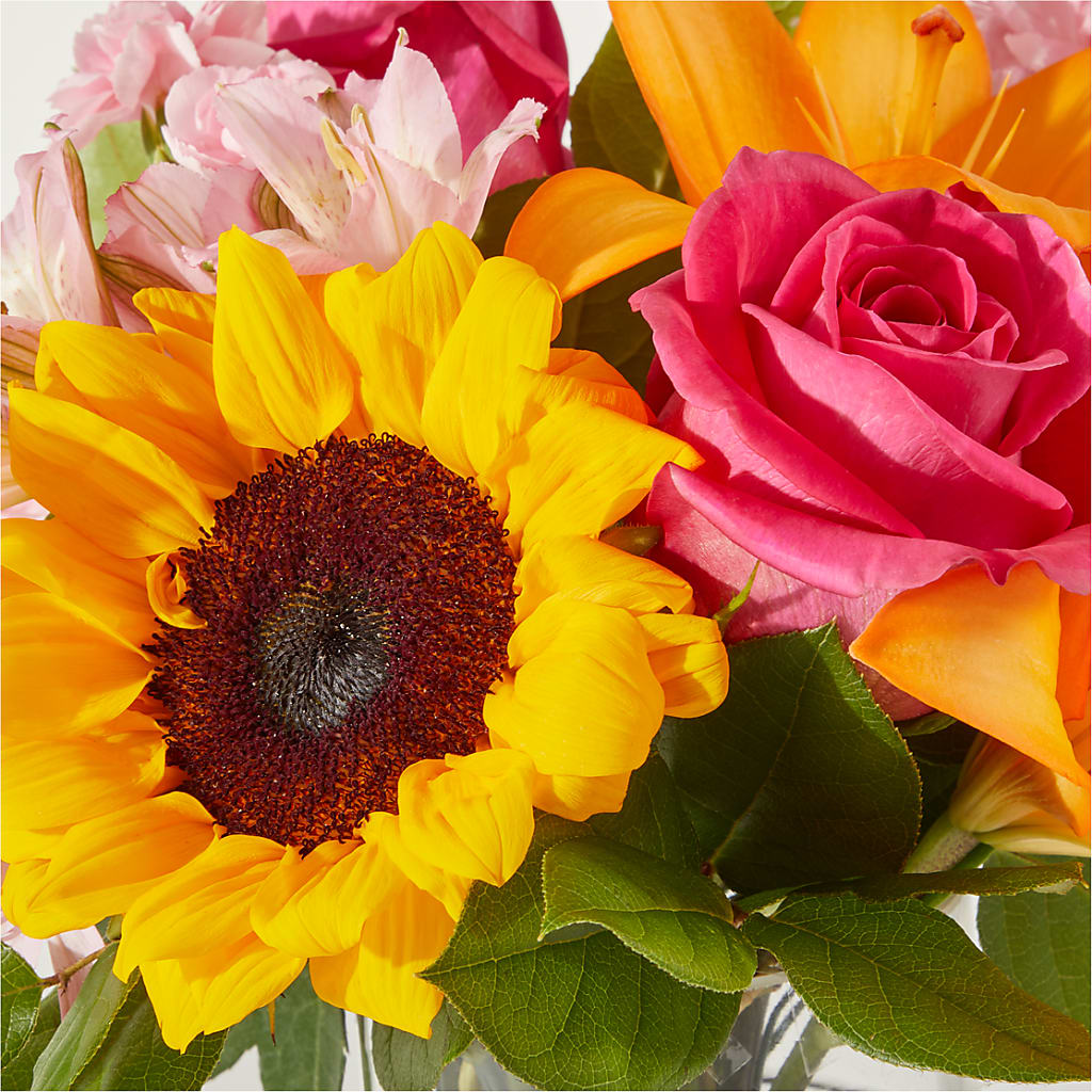 In Full Swing Bouquet – HALL'S GIFT AND TREASURES FLORAL DESIGN, Vicksburg MS