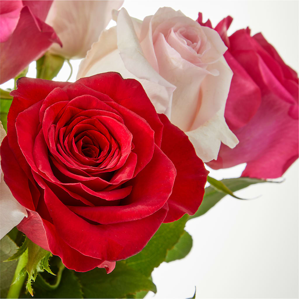 Charming Rose Bouquet – HALL'S GIFT AND TREASURES FLORAL DESIGN, Vicksburg MS