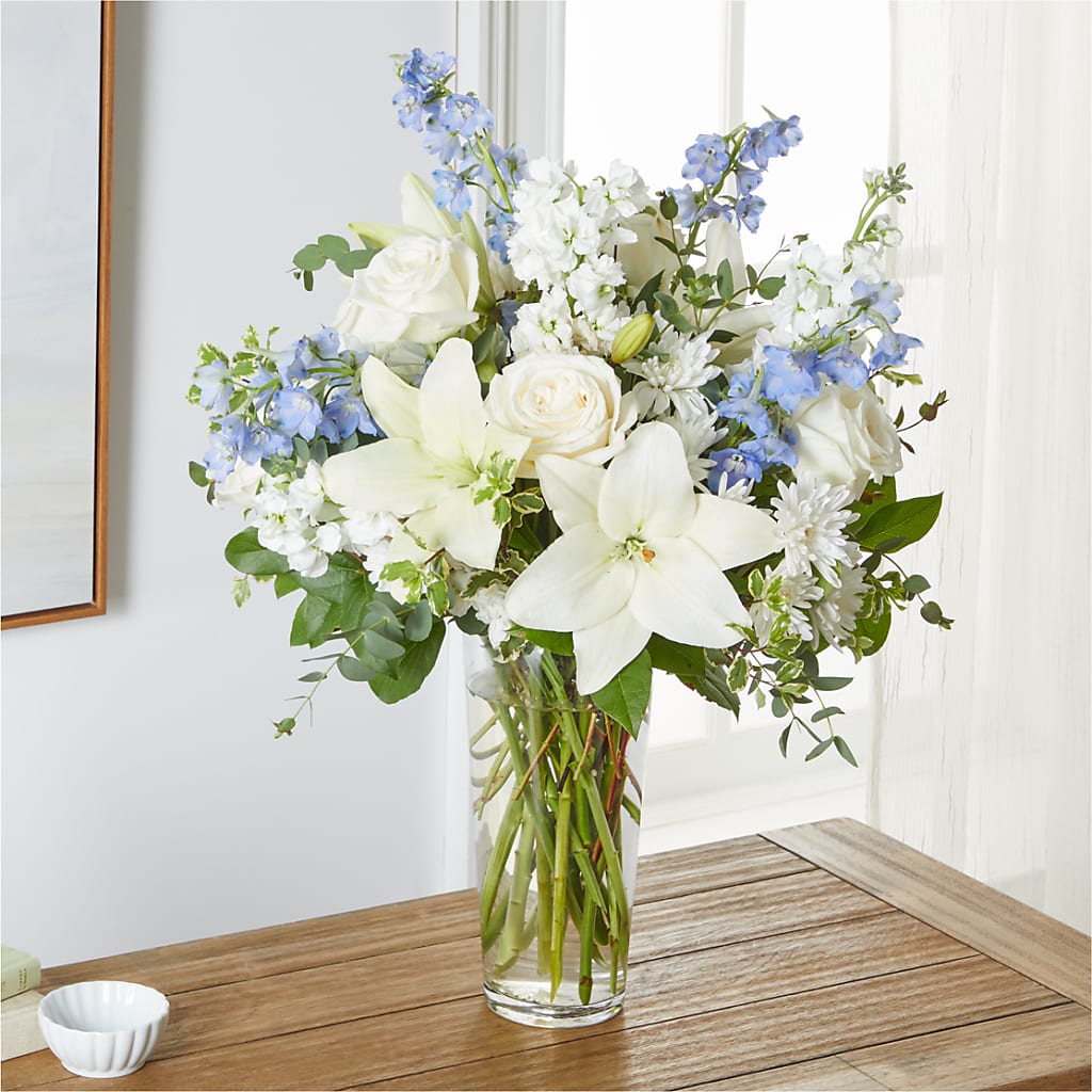 Peace of Mind Bouquet – HALL'S GIFT AND TREASURES FLORAL DESIGN, Vicksburg MS