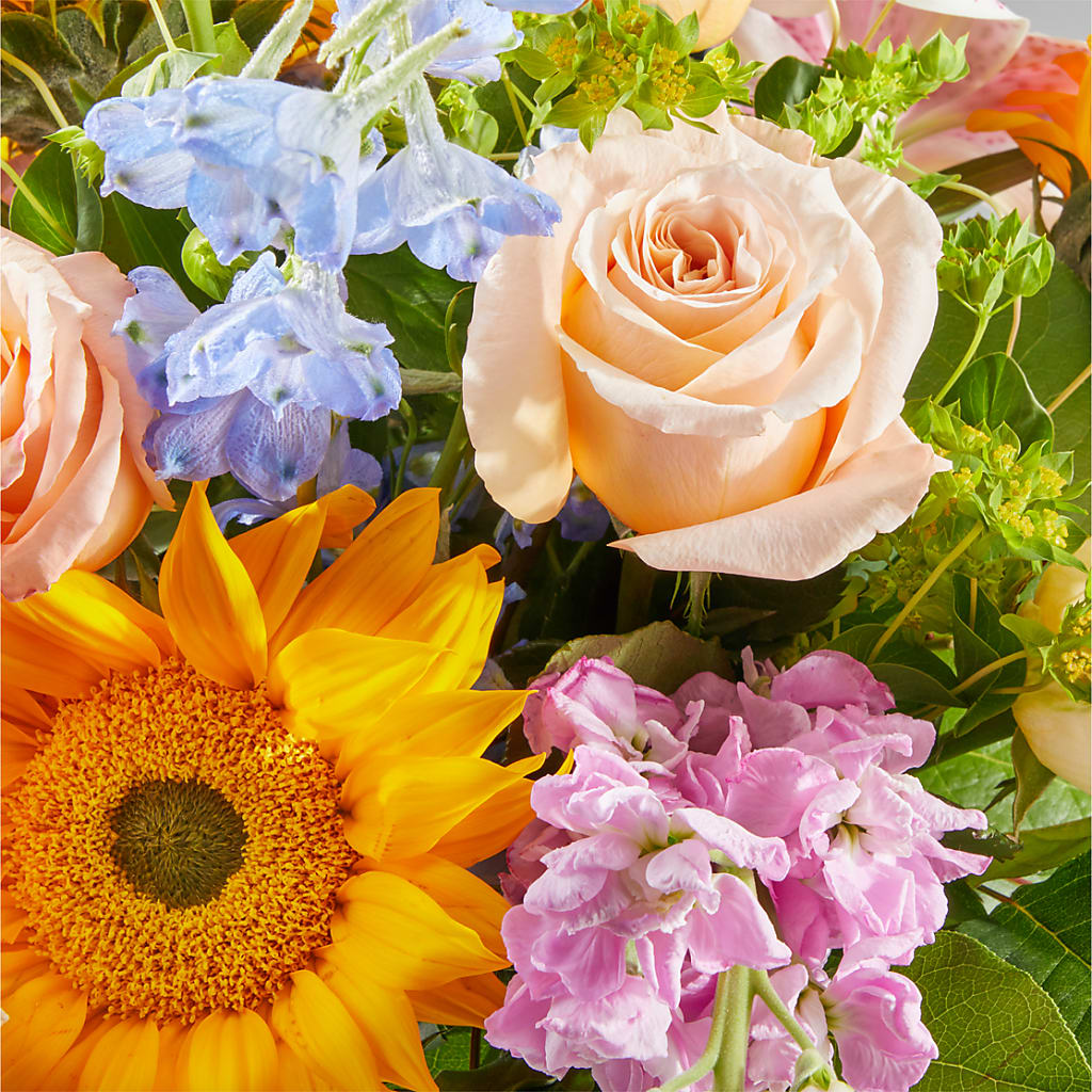 Dreamy Meadows Bouquet – HALL'S GIFT AND TREASURES FLORAL DESIGN, Vicksburg MS