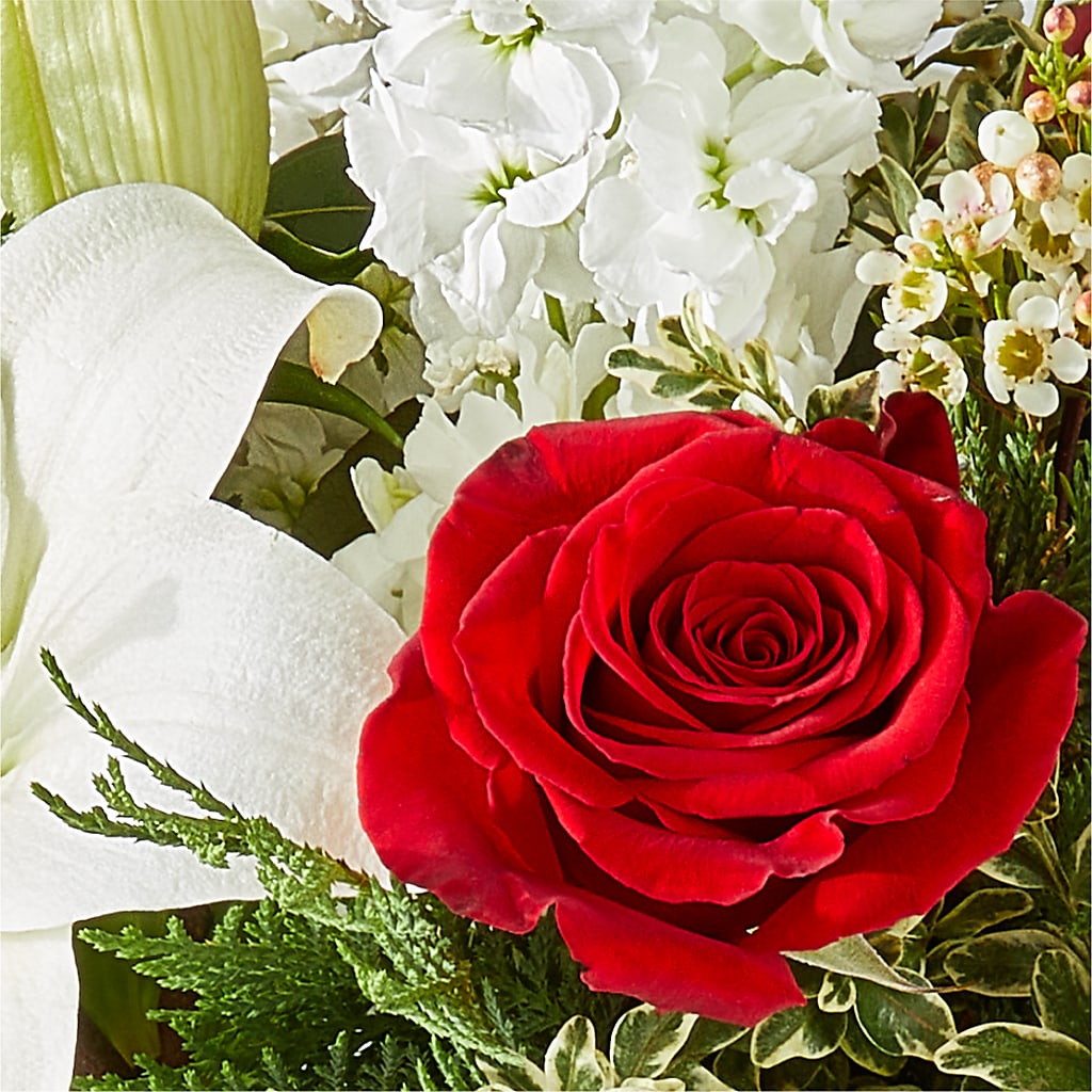 Twinkle Lights Bouquet – HALL'S GIFT AND TREASURES FLORAL DESIGN, Vicksburg MS
