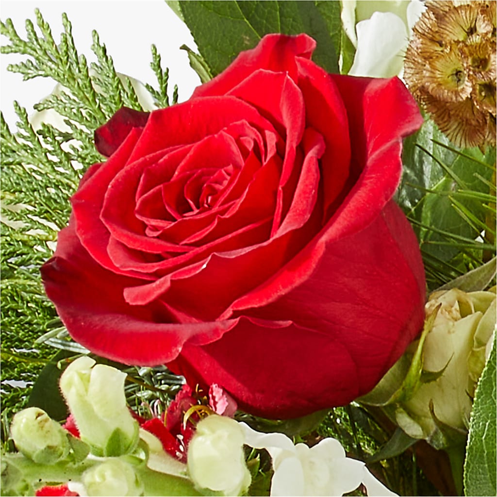 Deck the Halls Bouquet – HALL'S GIFT AND TREASURES FLORAL DESIGN, Vicksburg MS