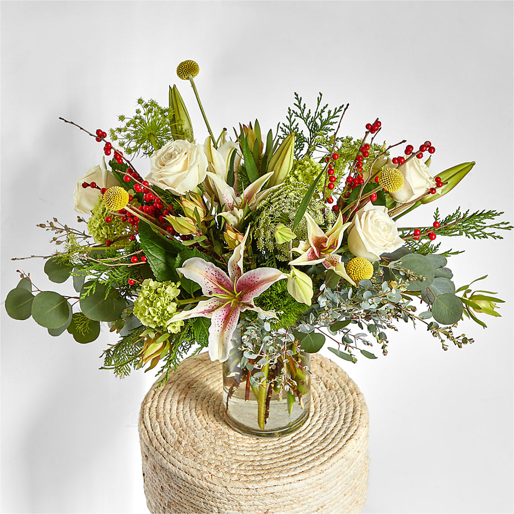 Berry & Bright Bouquet – HALL'S GIFT AND TREASURES FLORAL DESIGN, Vicksburg MS