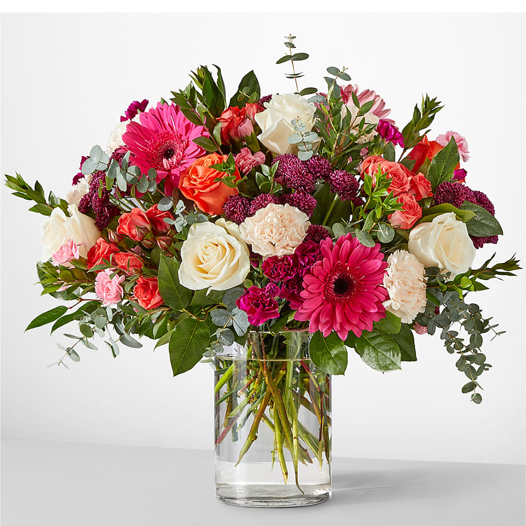 Smell the Roses Bouquet – HALL'S GIFT AND TREASURES FLORAL DESIGN, Vicksburg MS