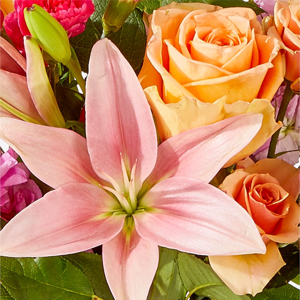 Bisous Bouquet – HALL'S GIFT AND TREASURES FLORAL DESIGN, Vicksburg MS