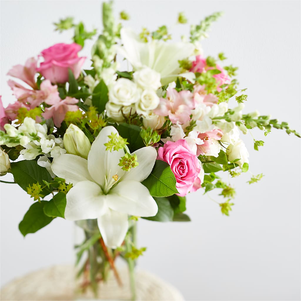 Fondly Bouquet – HALL'S GIFT AND TREASURES FLORAL DESIGN, Vicksburg MS