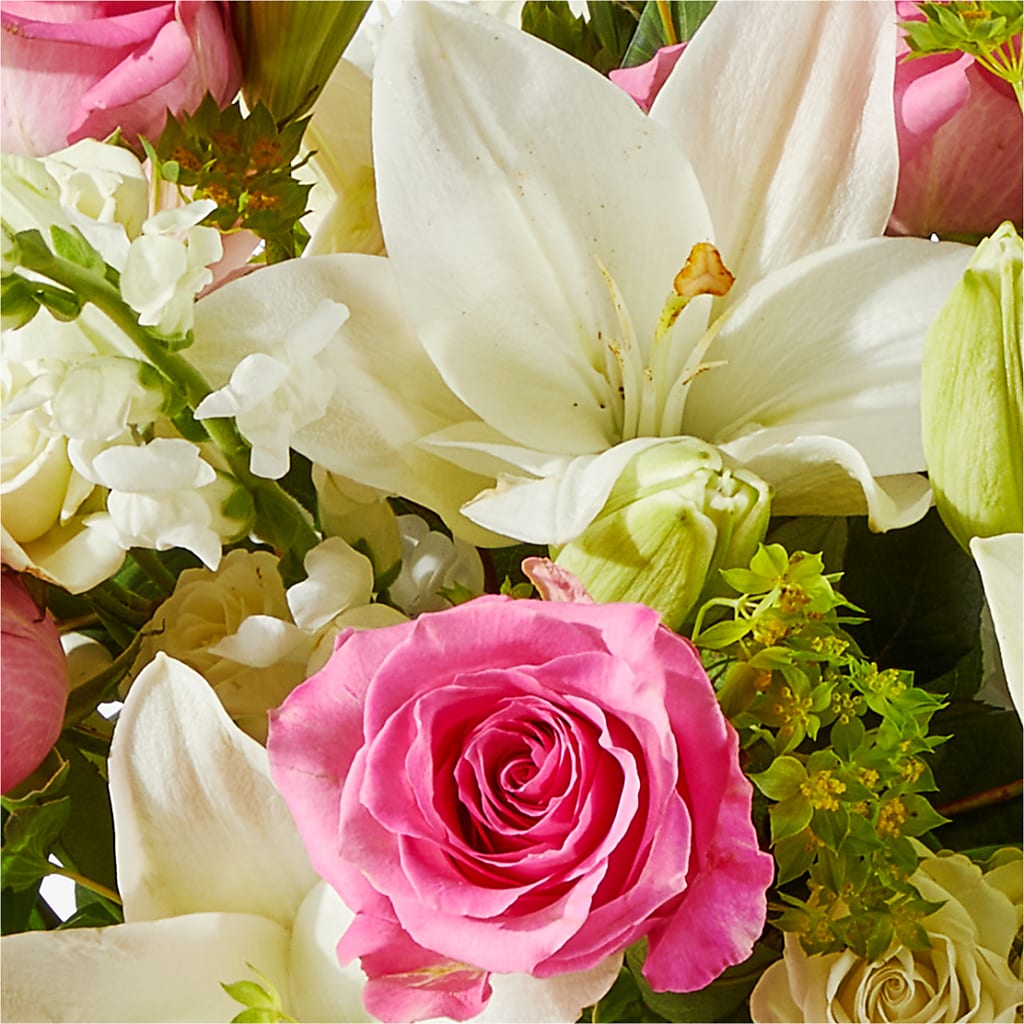 Fondly Bouquet – HALL'S GIFT AND TREASURES FLORAL DESIGN, Vicksburg MS