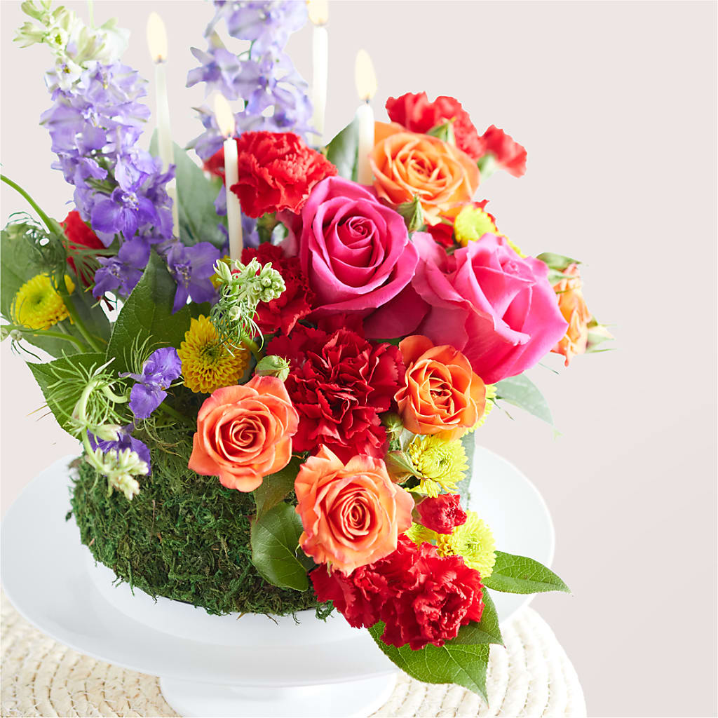 Best Year Yet Floral Cake – HALL'S GIFT AND TREASURES FLORAL DESIGN, Vicksburg MS