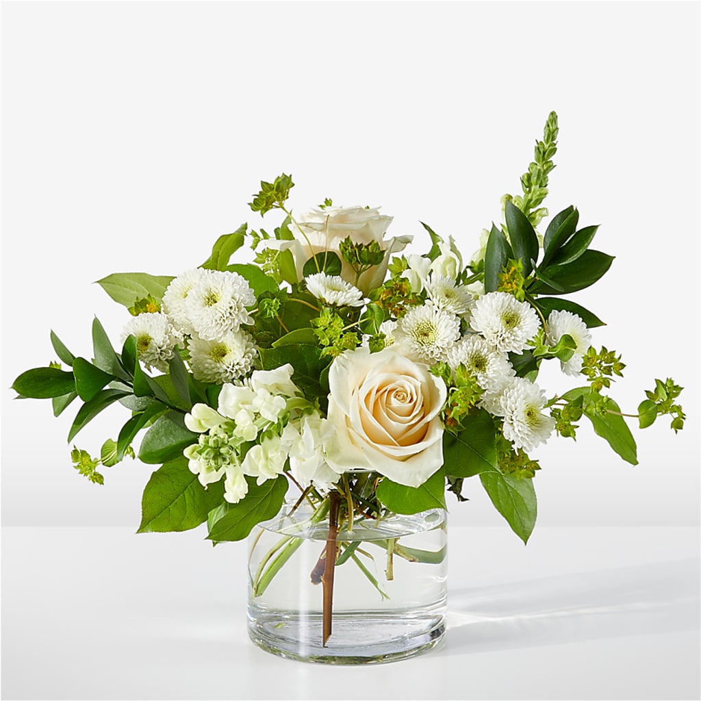 Hint of Vanilla Bouquet – HALL'S GIFT AND TREASURES FLORAL DESIGN, Vicksburg MS