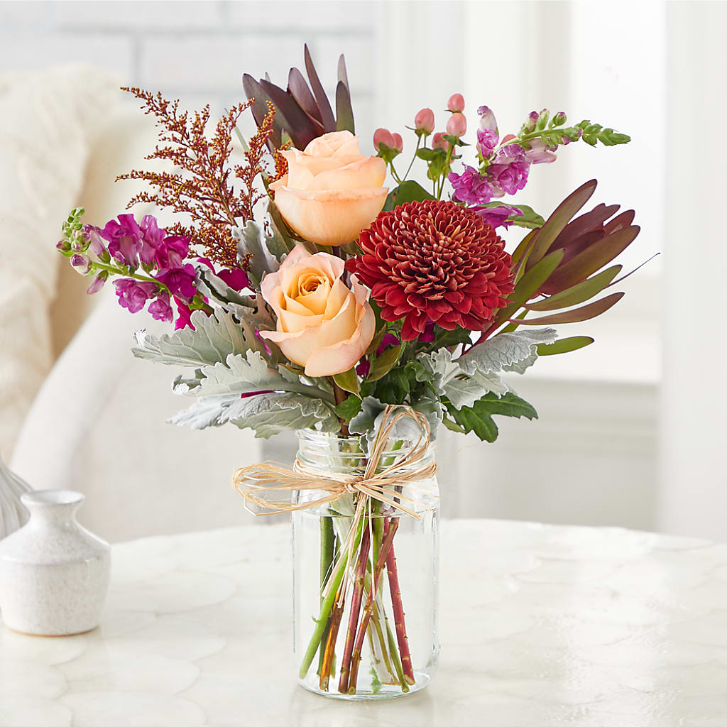 Moody Hues Bouquet – HALL'S GIFT AND TREASURES FLORAL DESIGN, Vicksburg MS