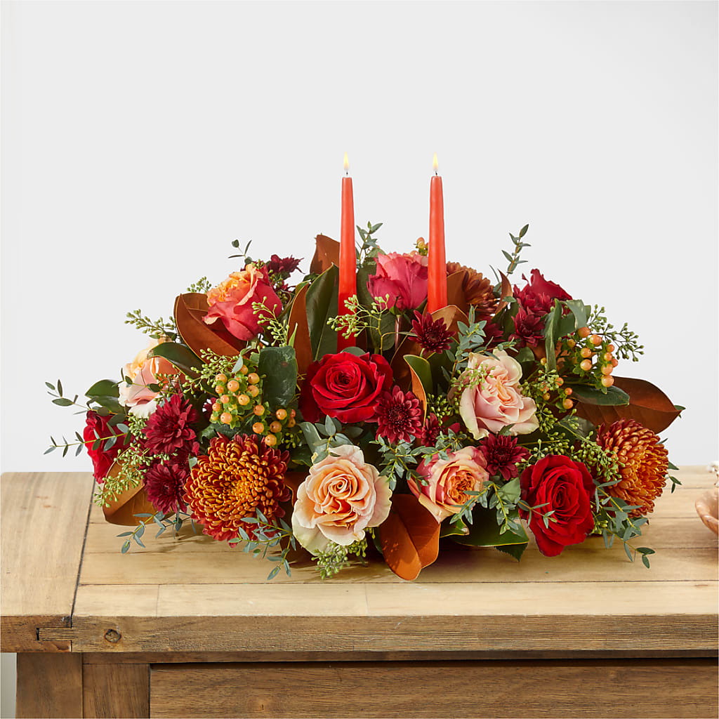 Gather Near Centerpiece – HALL'S GIFT AND TREASURES FLORAL DESIGN, Vicksburg MS