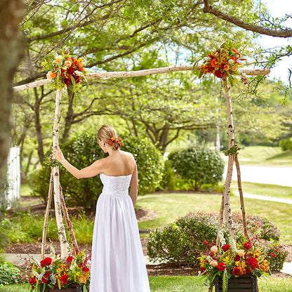 Arbor of Love Archway – HALL'S GIFT AND TREASURES FLORAL DESIGN, Vicksburg MS